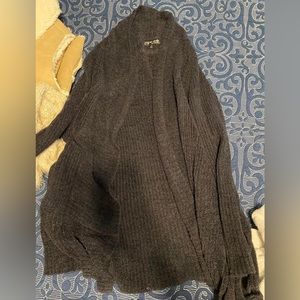 Barefoot dreams NWOT cardigan